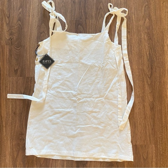 Zaful Dresses & Skirts - Zaful White Dress with‎ Button Accents